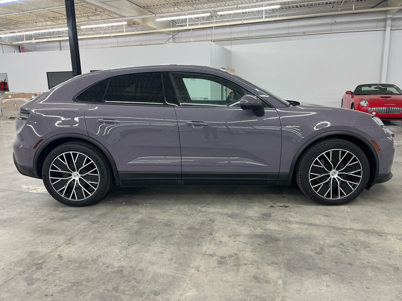 Porsche Macan Electric 4 AWD 2024