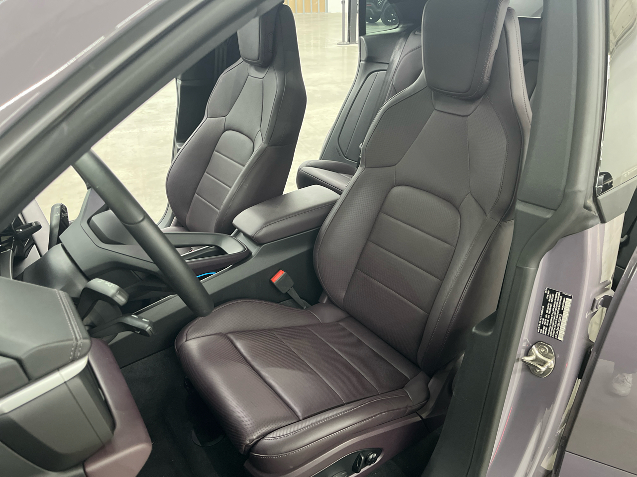 Porsche Macan Electric 4 AWD 2024