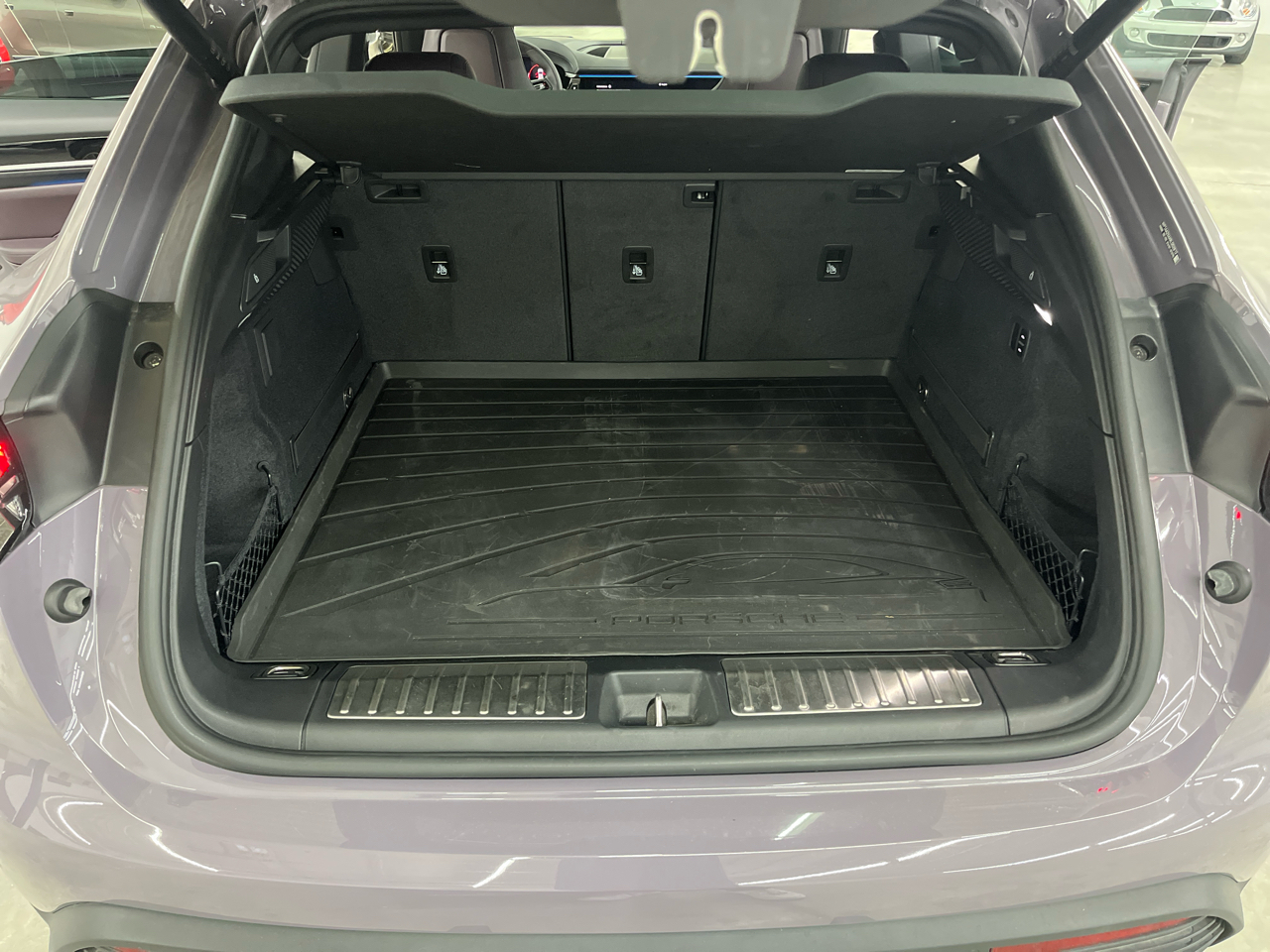 Porsche Macan Electric 4 AWD 2024