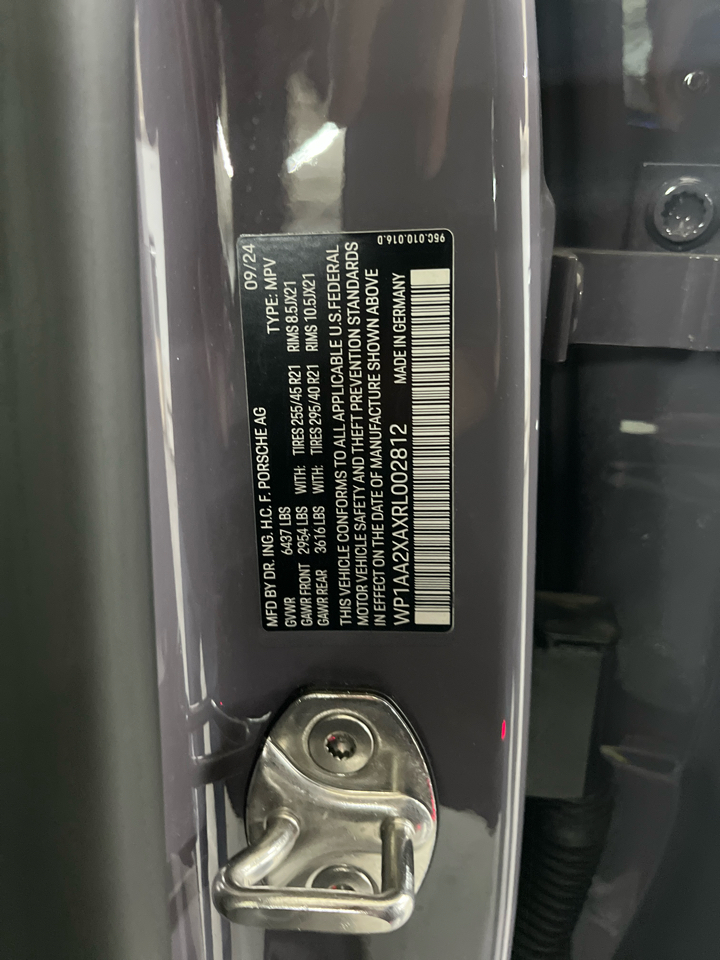 Porsche Macan Electric 4 AWD 2024