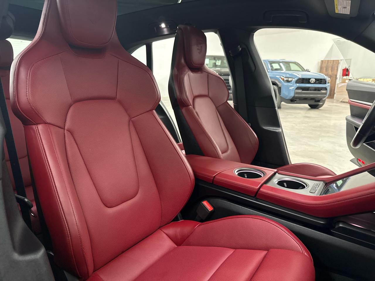 Porsche Taycan 4 Cross Turismo AWD 2022