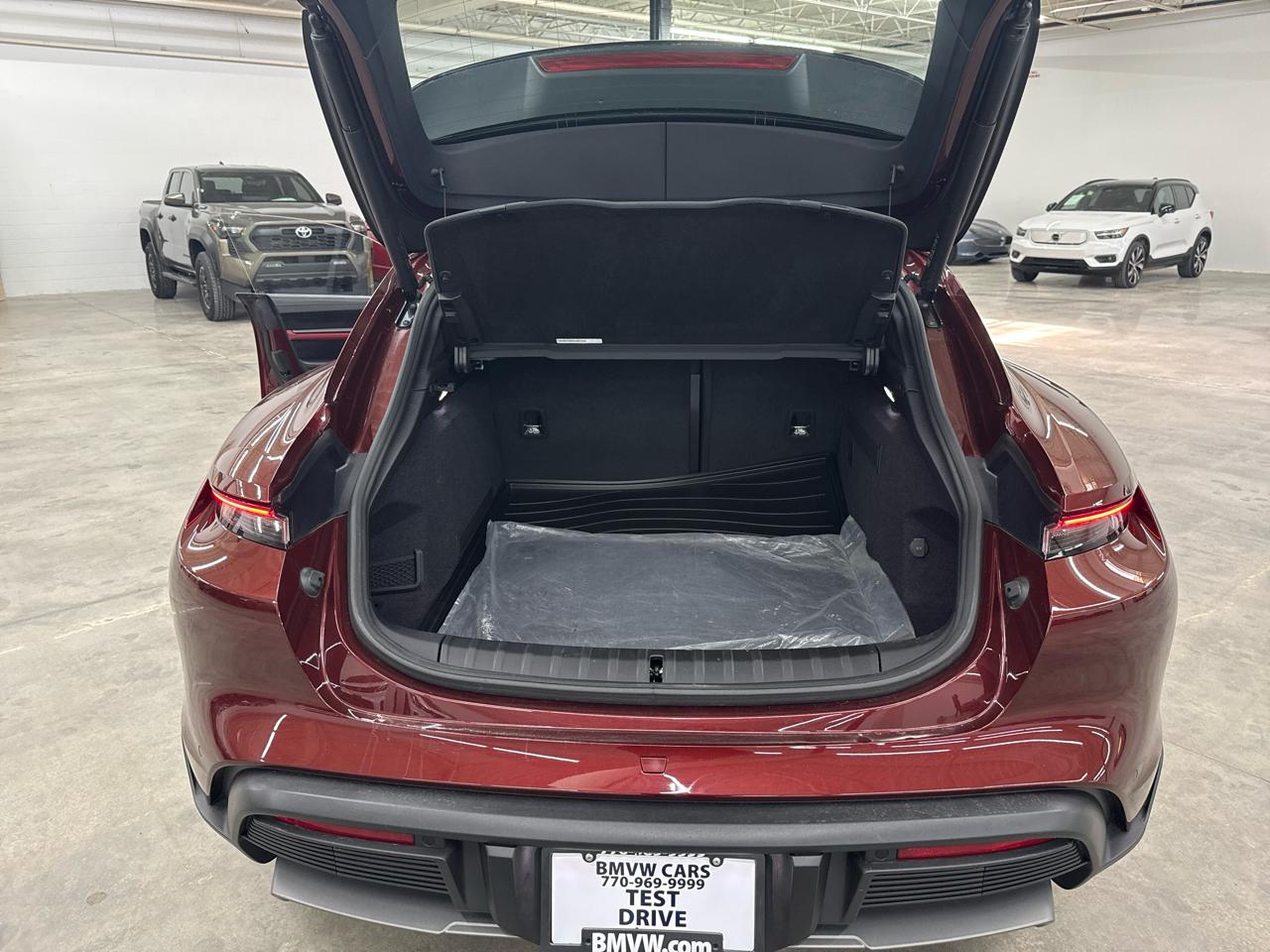 Porsche Taycan 4 Cross Turismo AWD 2022