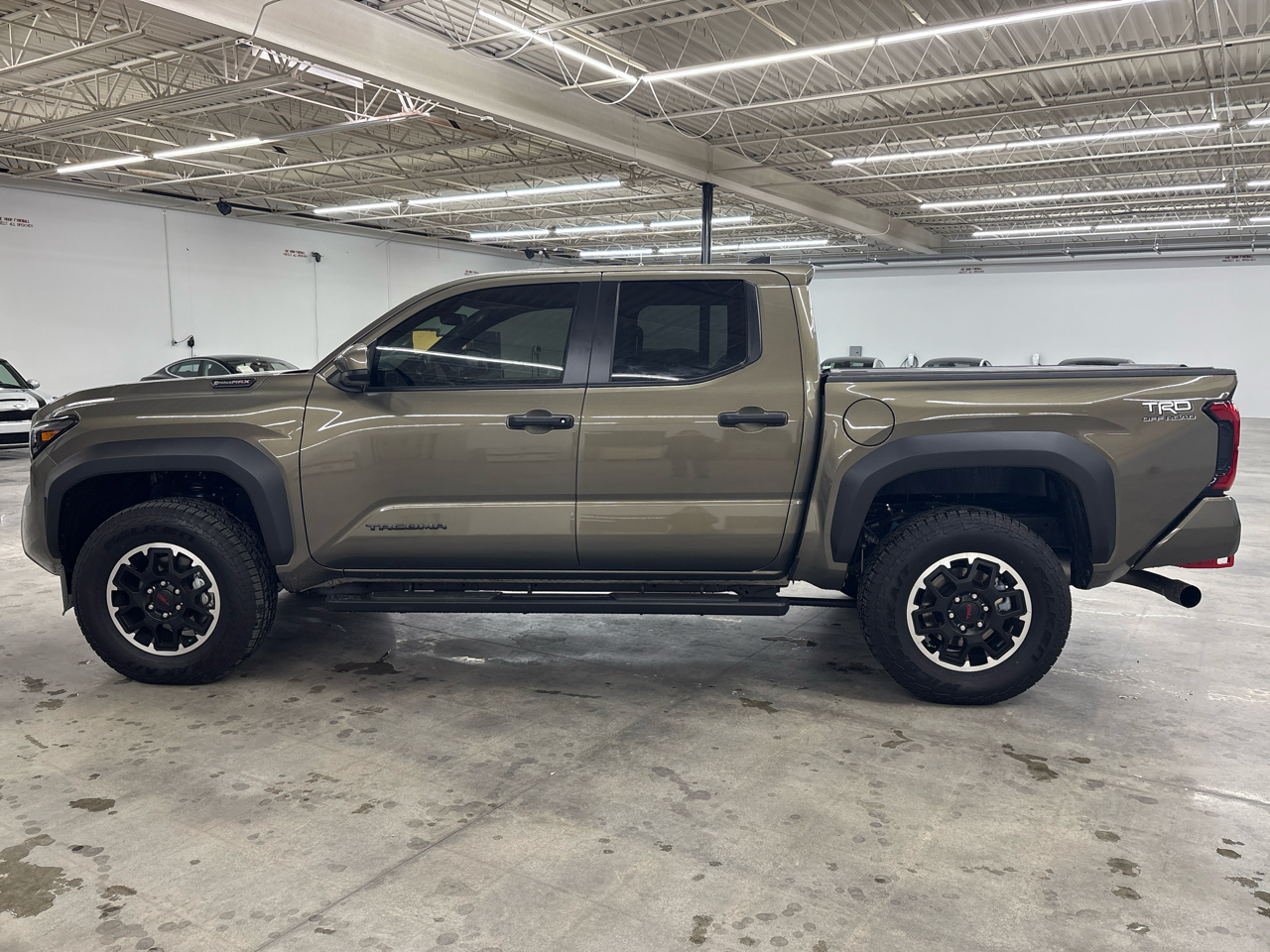 Toyota Tacoma 4WD TRD Sport Hybrid Double Cab 5' Bed AT (Natl) 2025