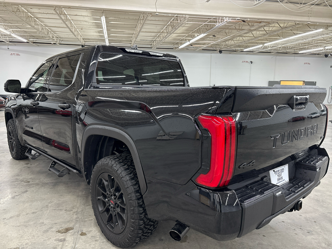 Toyota Tundra 4WD SR5 CrewMax 5.5' Bed (Natl) 2024