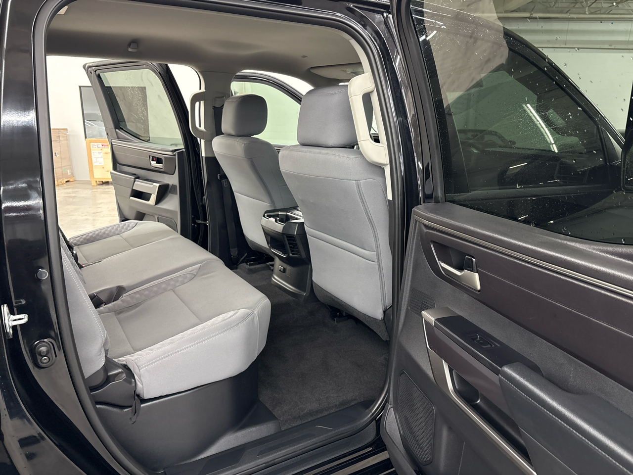 Toyota Tundra 4WD SR5 CrewMax 5.5' Bed (Natl) 2024