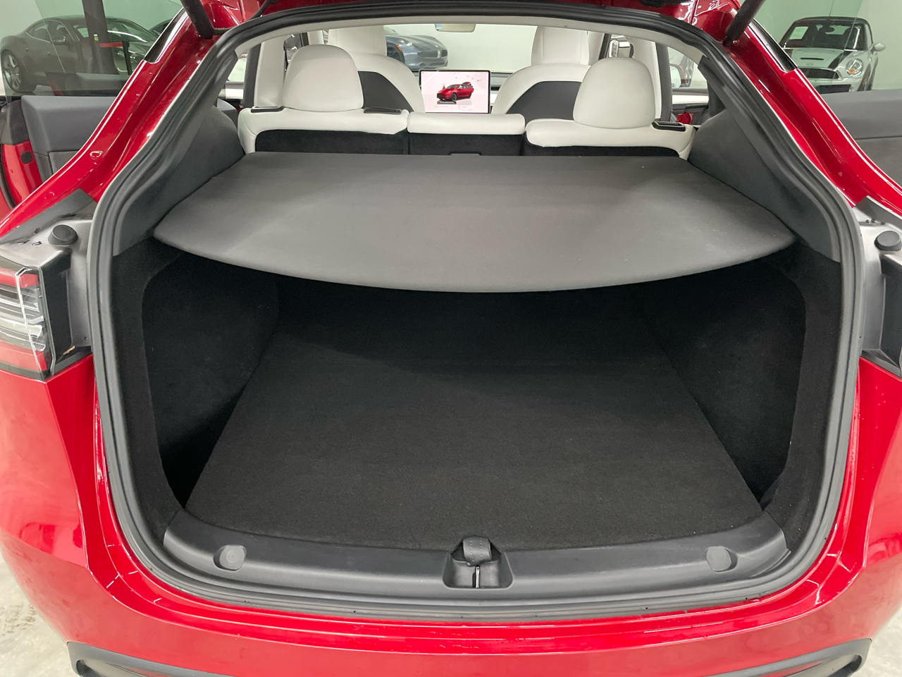 Tesla Model Y Long Range AWD 2023