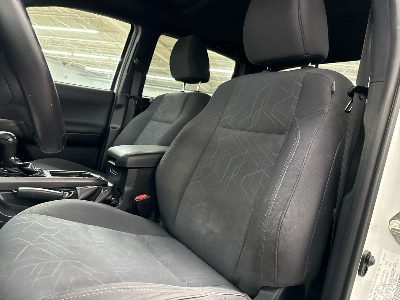 Toyota Tacoma TRD Off Road Double Cab 5' Bed V6 4x4 MT (Natl) 2017