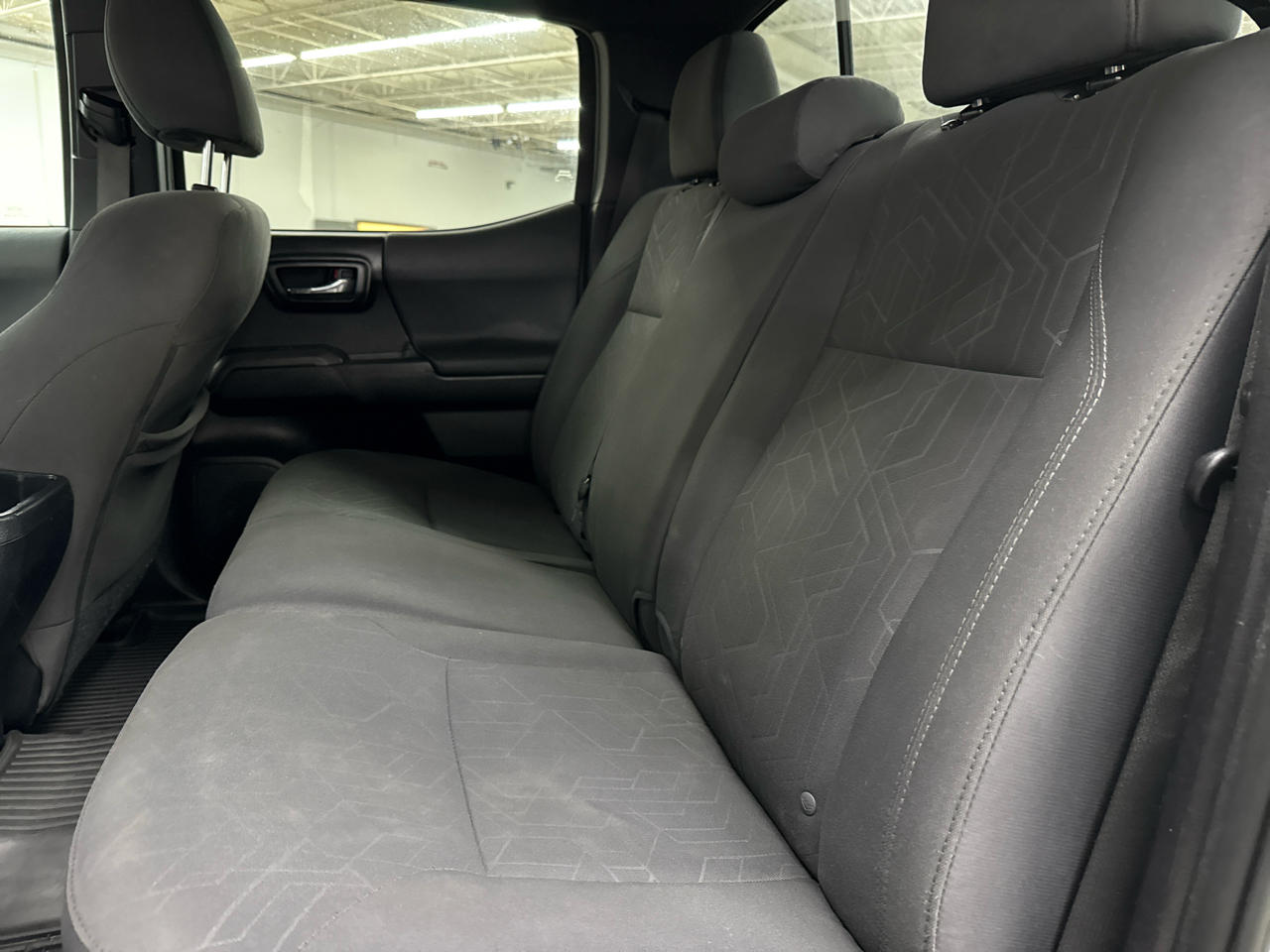 Toyota Tacoma TRD Off Road Double Cab 5' Bed V6 4x4 MT (Natl) 2017