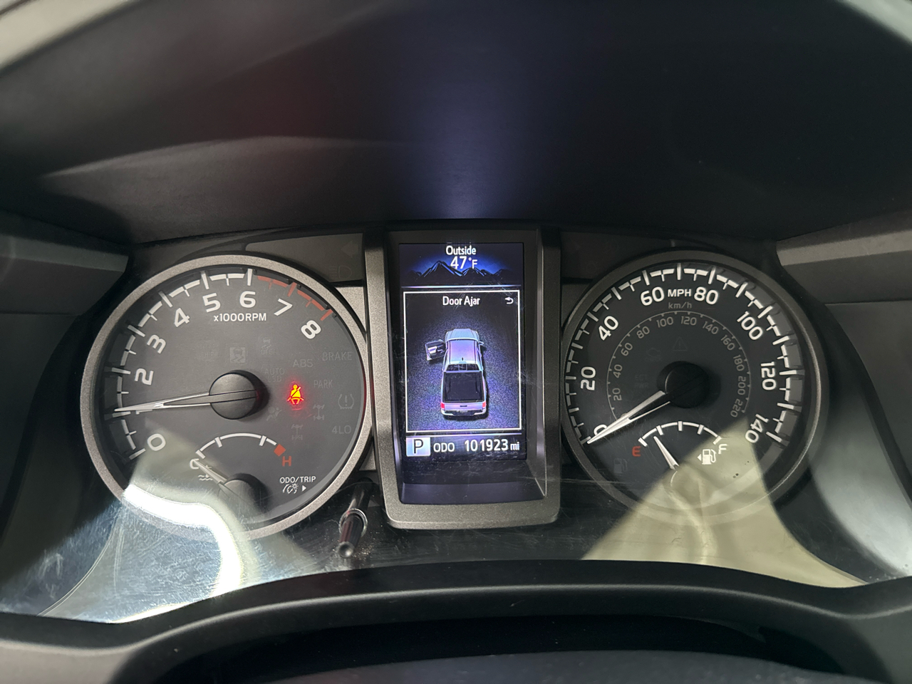 Toyota Tacoma TRD Off Road Double Cab 5' Bed V6 4x4 MT (Natl) 2017