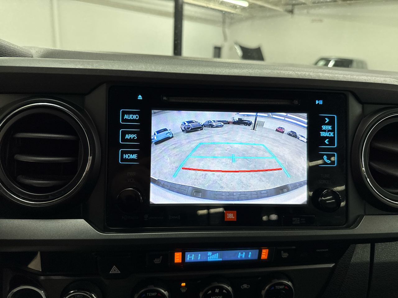 Toyota Tacoma TRD Off Road Double Cab 5' Bed V6 4x4 MT (Natl) 2017