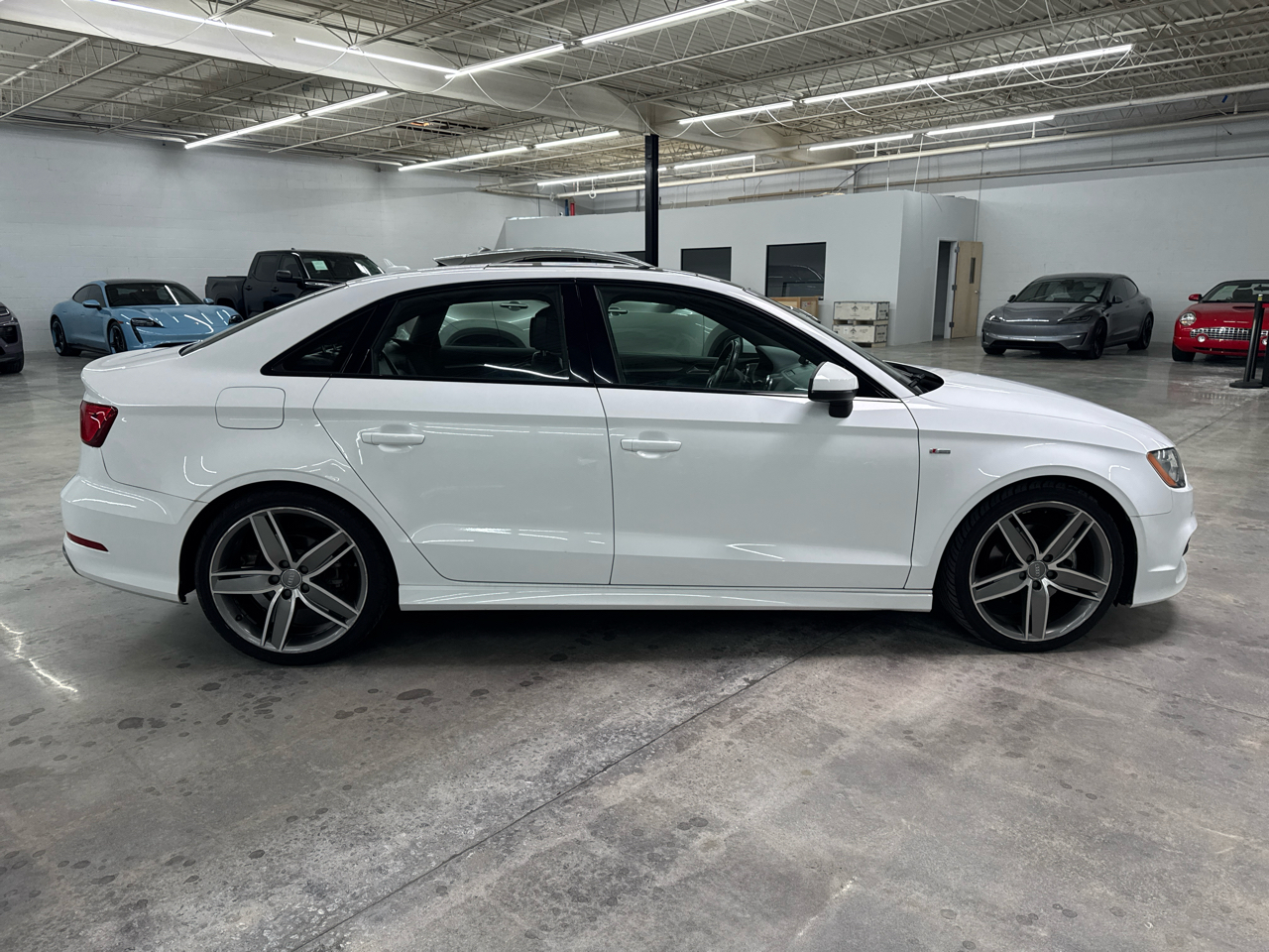 Audi A3 4dr Sdn FWD 1.8T Premium 2016