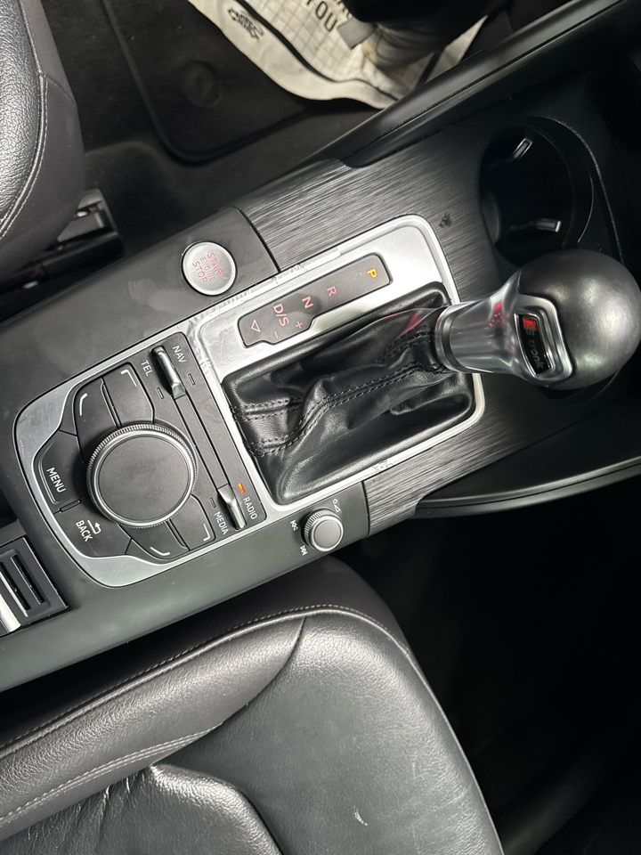 Audi A3 4dr Sdn FWD 1.8T Premium 2016