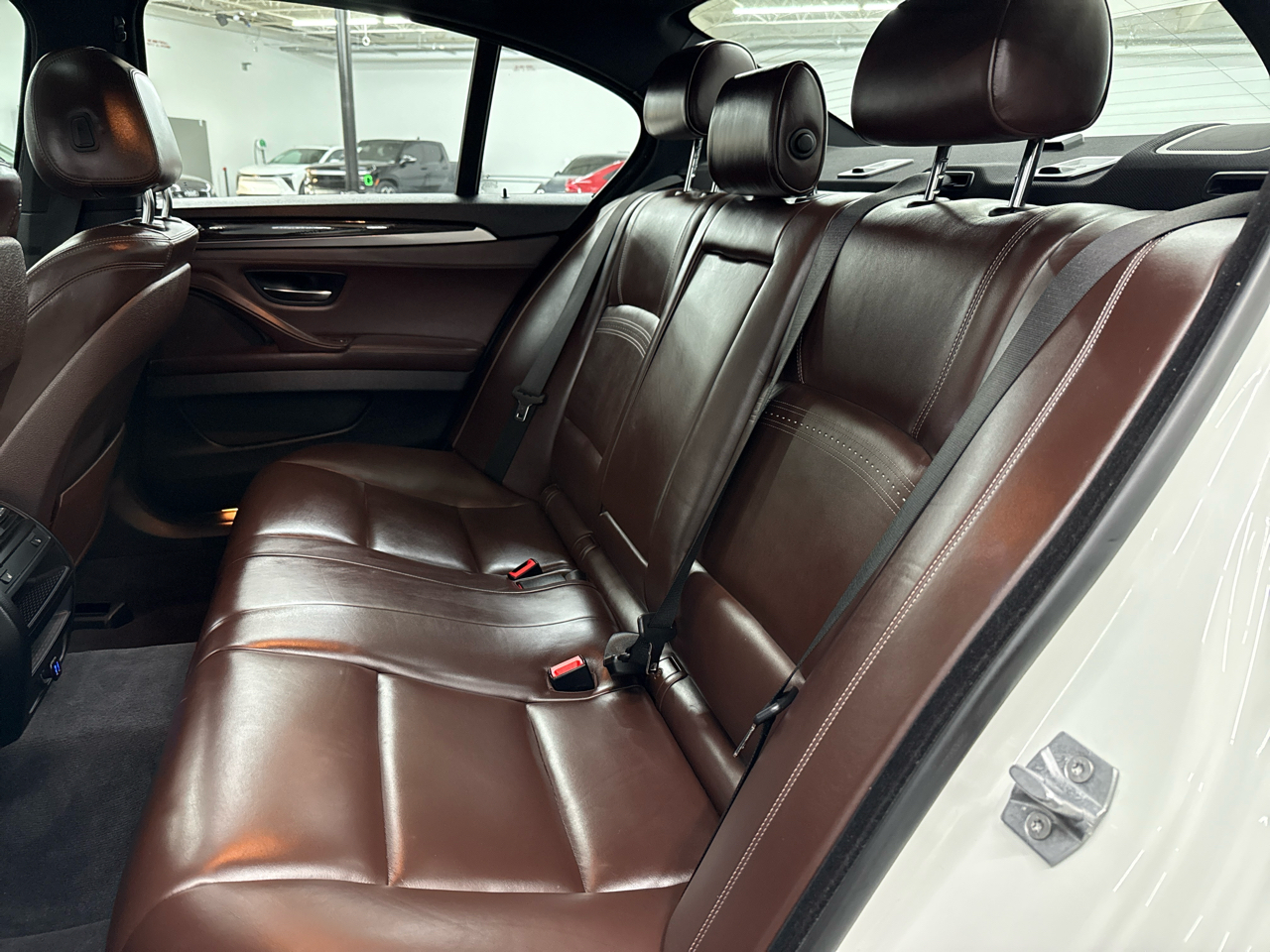 BMW 5 Series 4dr Sdn 528i xDrive AWD 2015