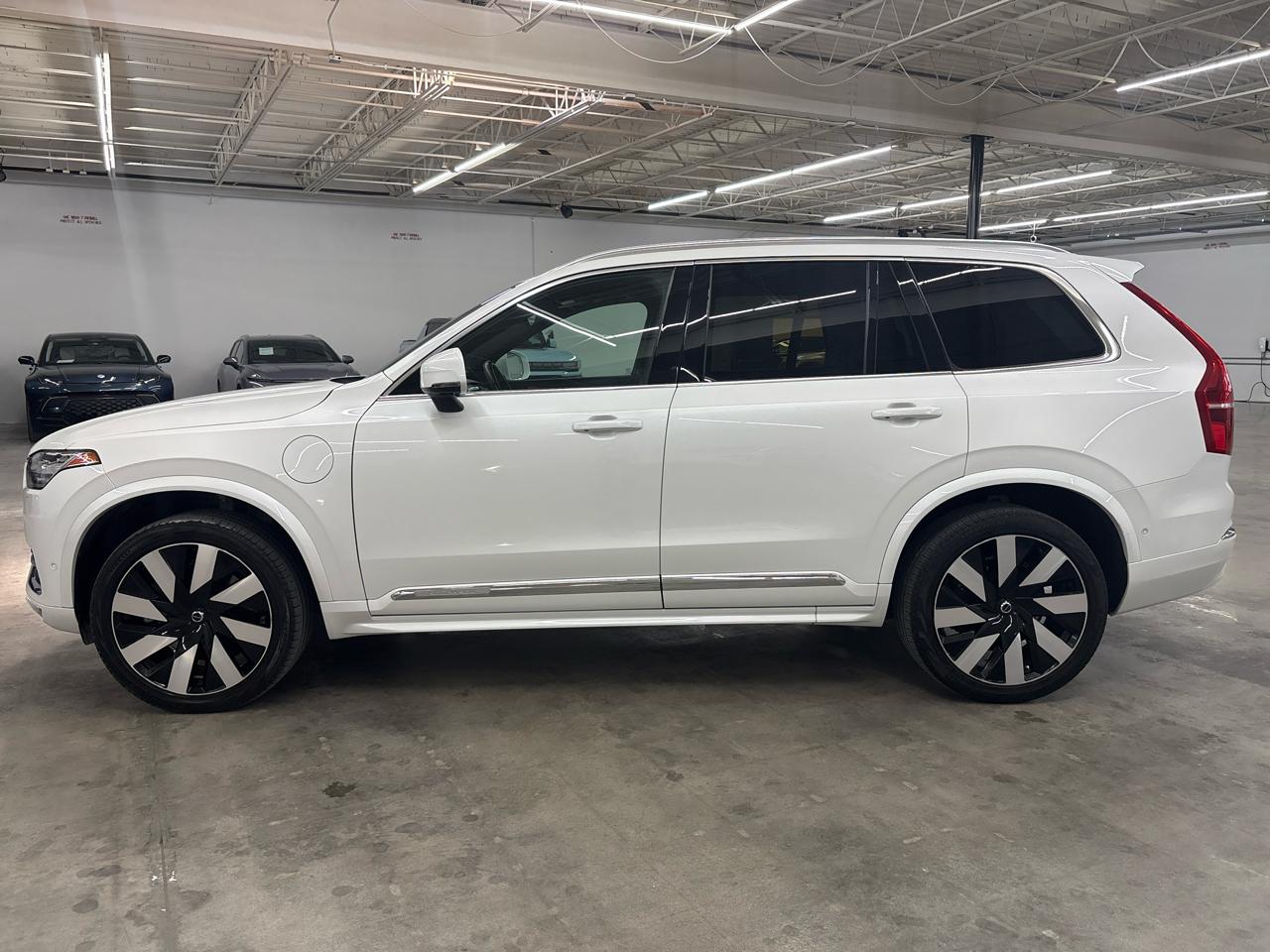 Volvo XC90 Recharge Plug-In Hybrid T8 eAWD PHEV Plus Bright Theme 7P 2024