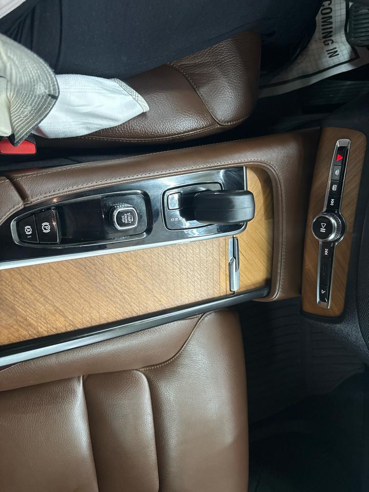 Volvo XC90 Recharge Plug-In Hybrid T8 eAWD PHEV Plus Bright Theme 7P 2024