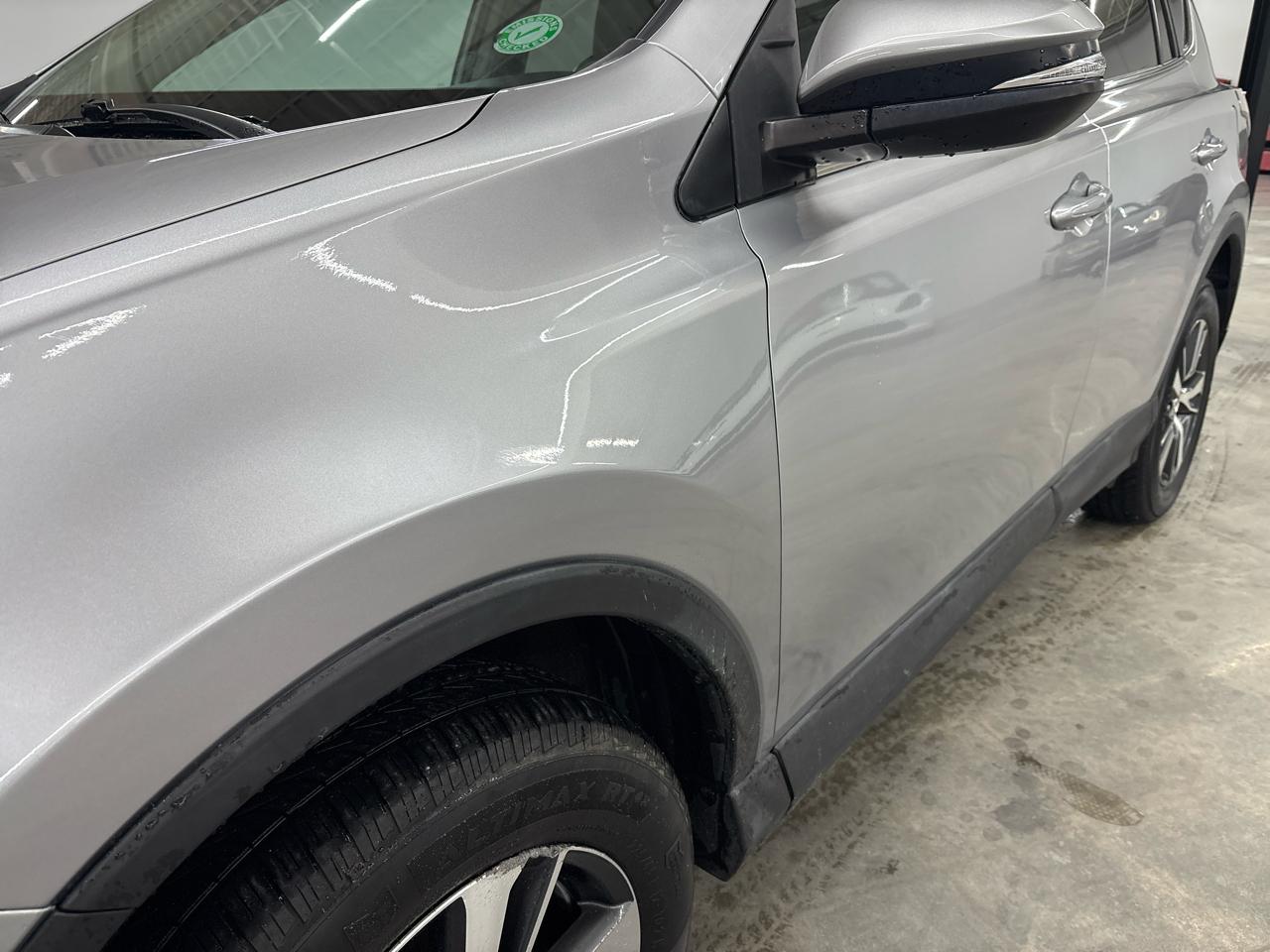 Toyota RAV4 AWD 4dr XLE (Natl) 2016