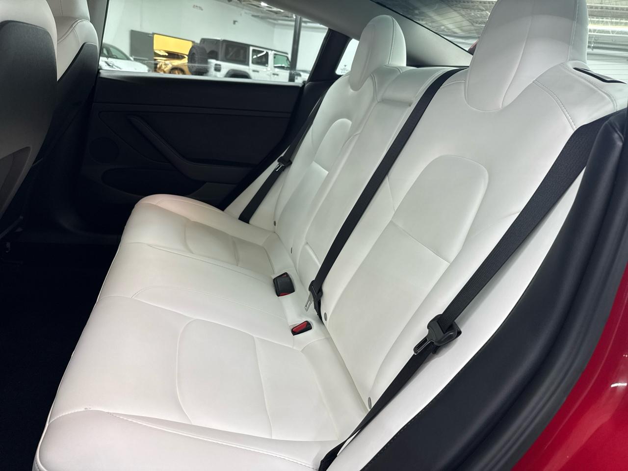 Tesla Model 3 Standard Range Plus RWD 2023