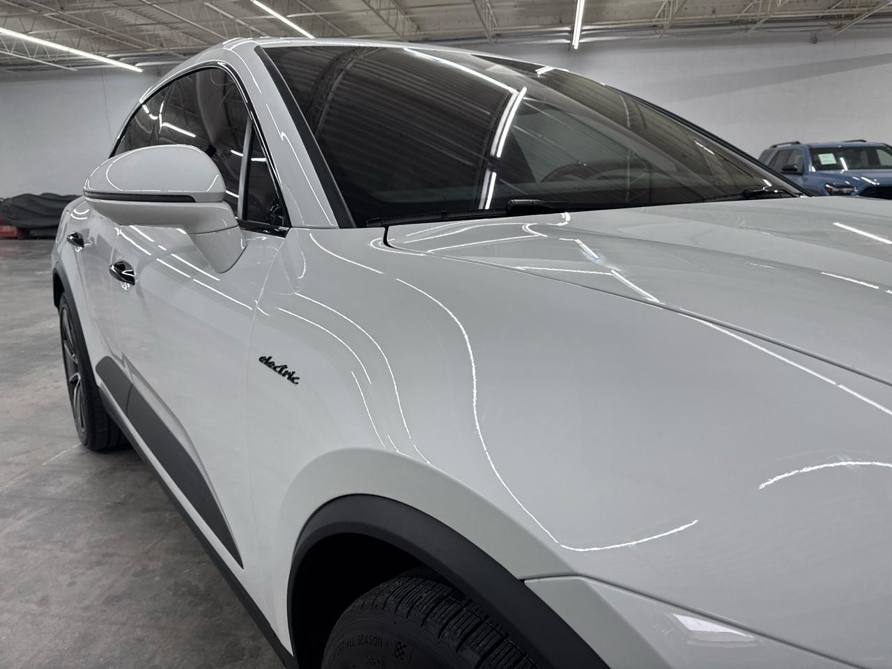 Porsche Macan Electric 4 AWD 2024