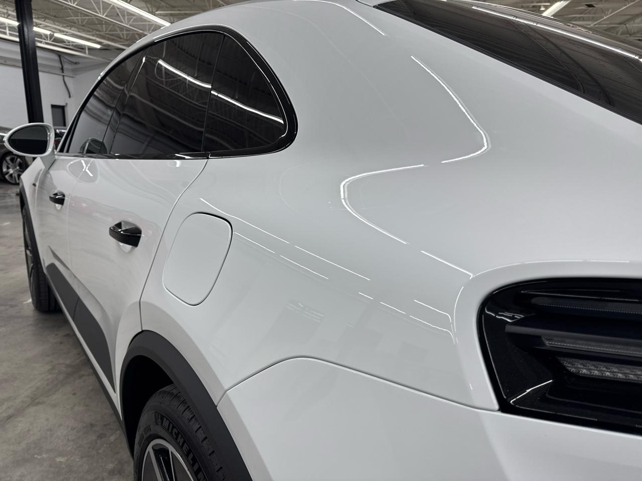 Porsche Macan Electric 4 AWD 2024