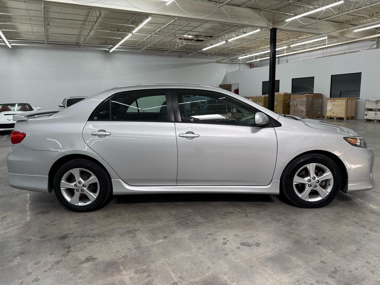 Toyota Corolla S 2013