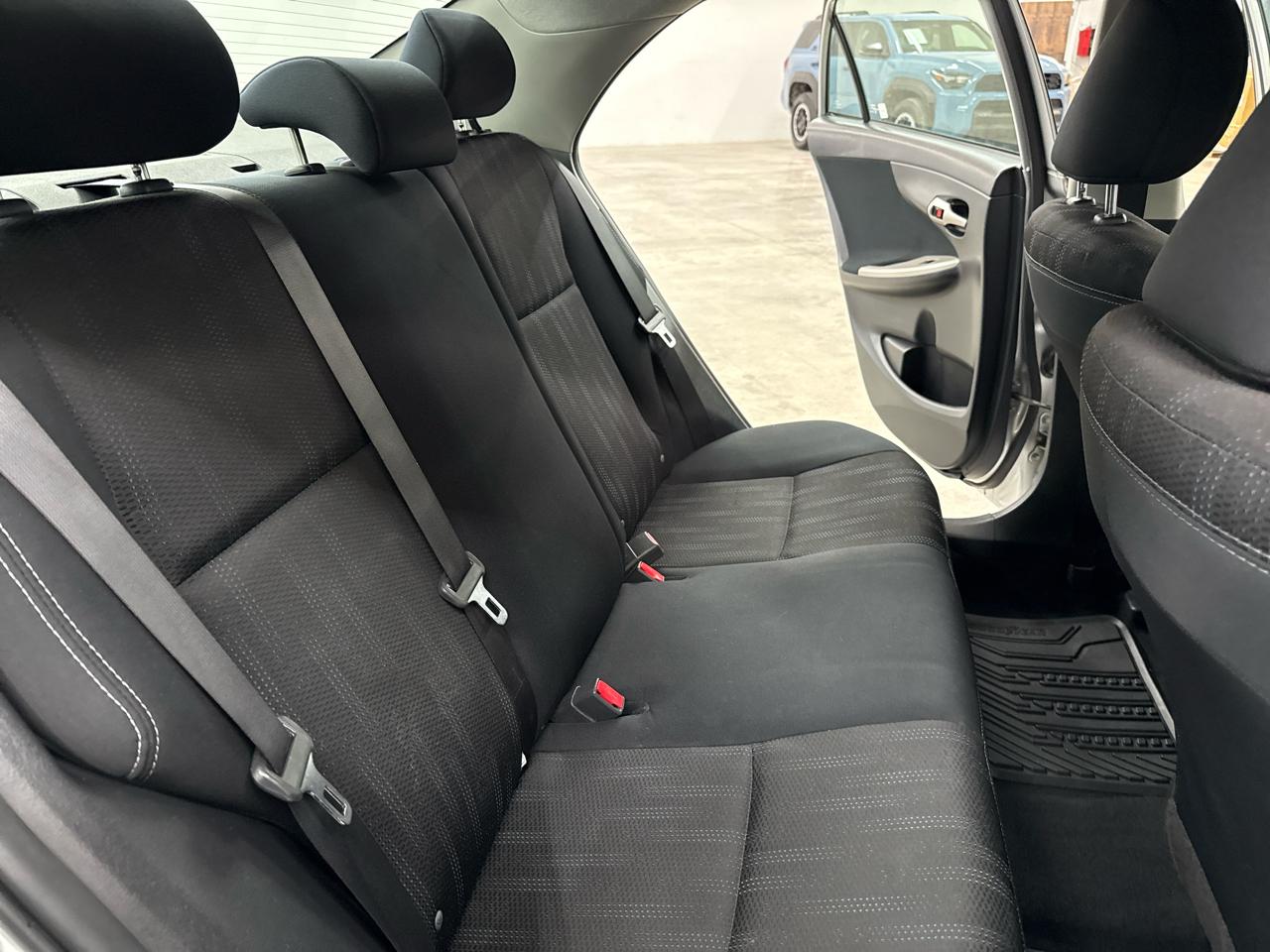 Toyota Corolla S 2013