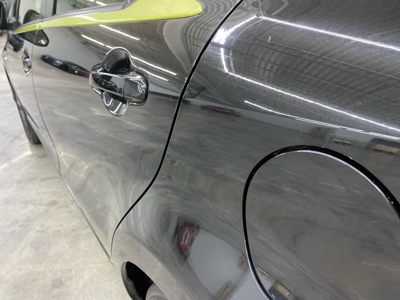 Toyota Prius c Persona Series Special Edition 2016