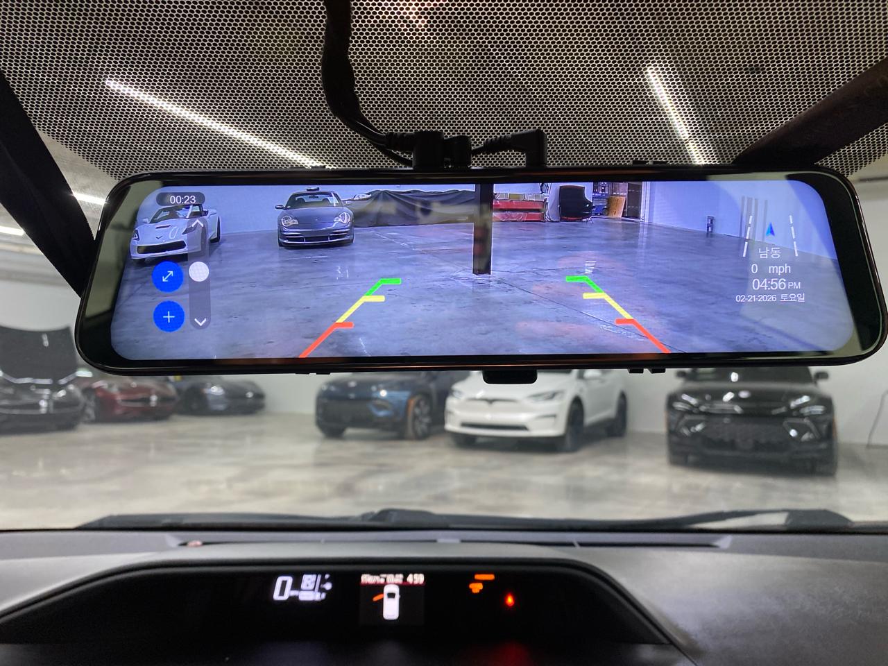 Toyota Prius c Persona Series Special Edition 2016