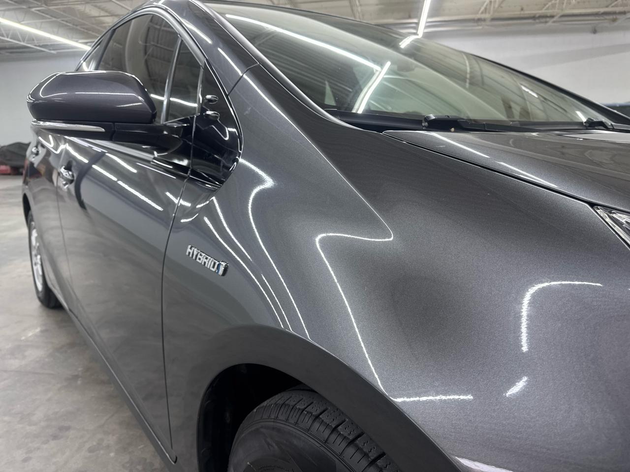 Toyota Prius LE 2019