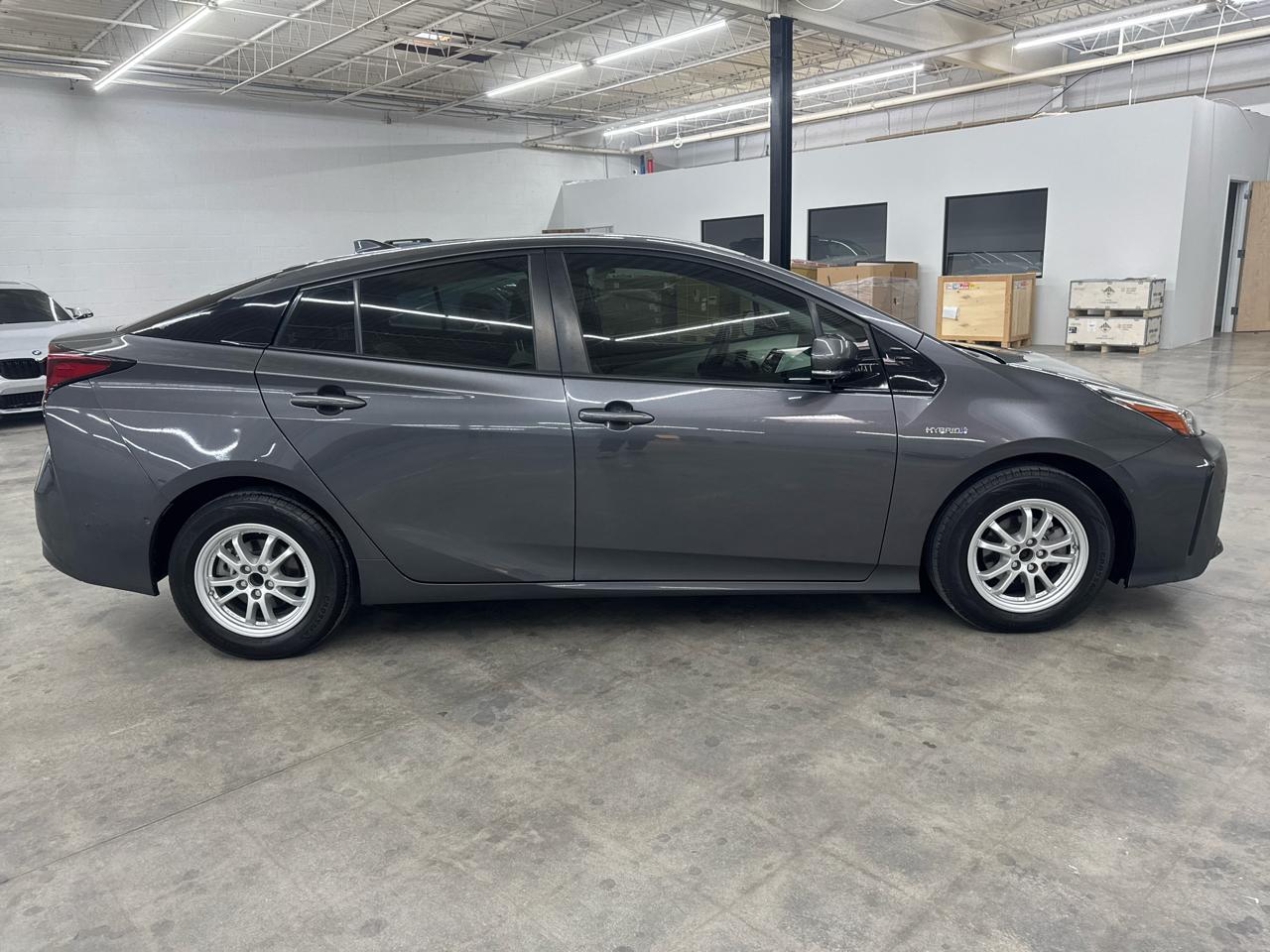 Toyota Prius LE 2019