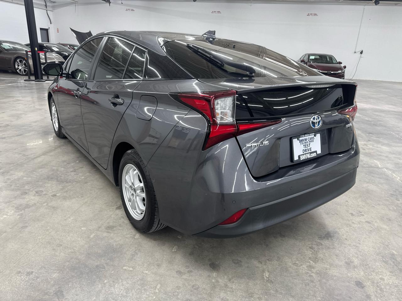 Toyota Prius LE 2019