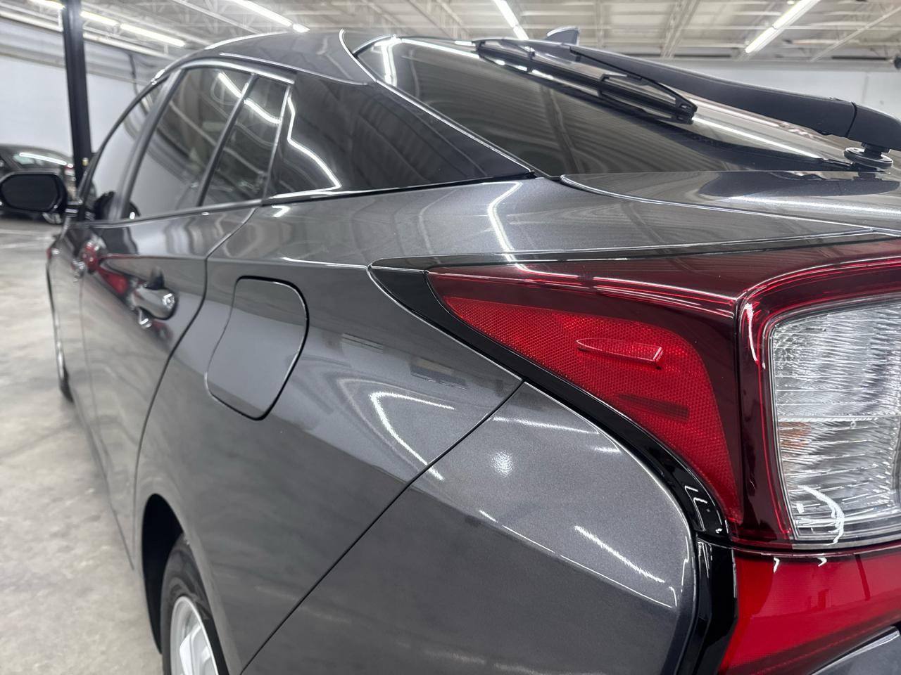 Toyota Prius LE 2019