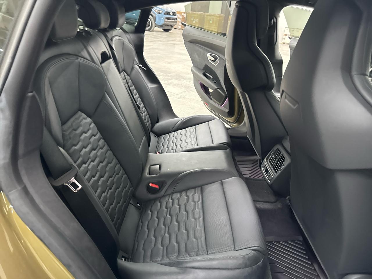 Audi e-tron GT Prestige quattro 2024