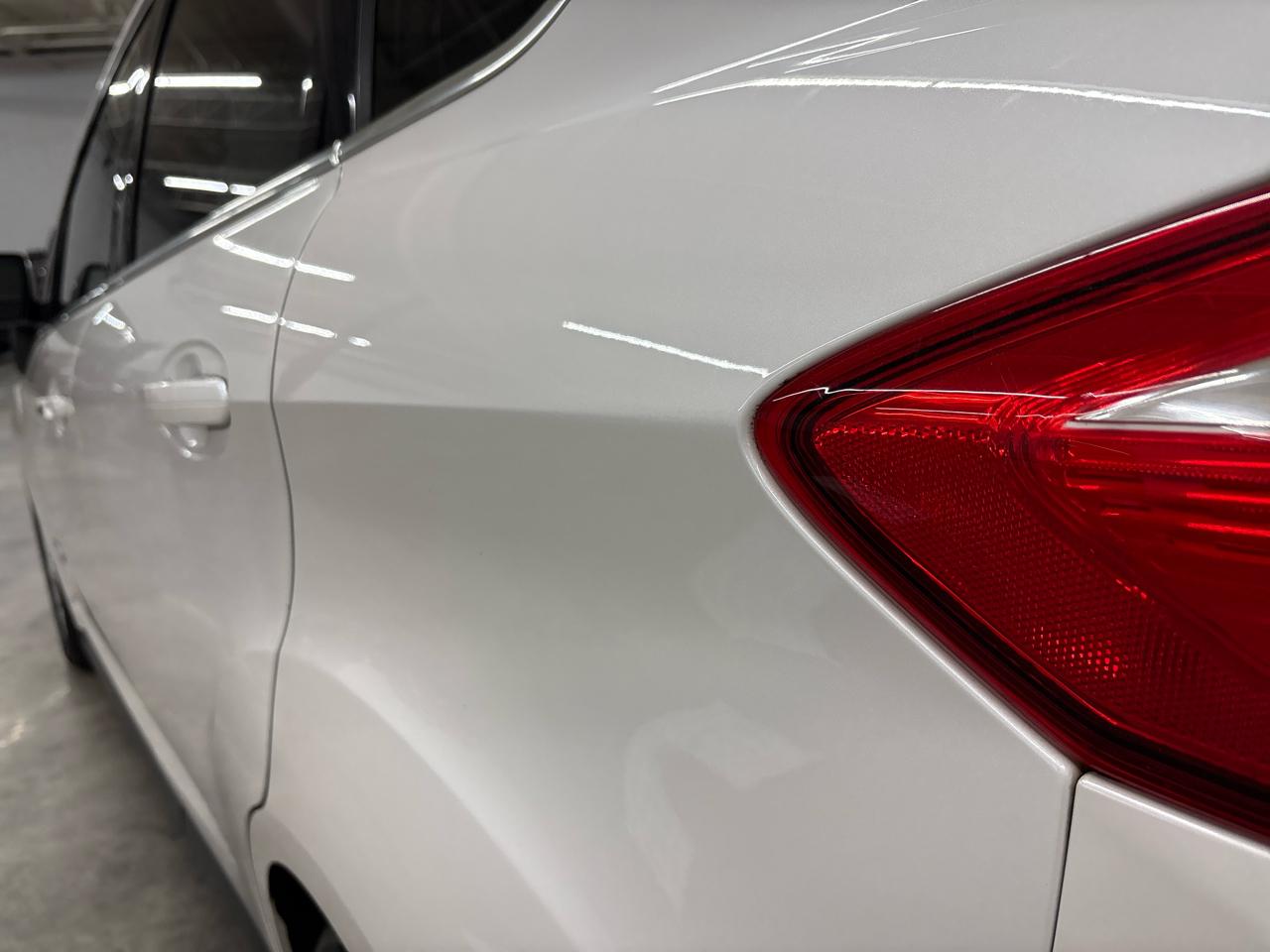 Ford C-Max Hybrid 5dr HB SEL 2013