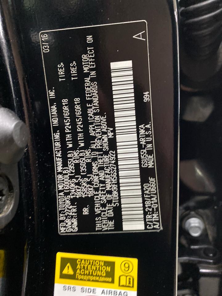 Toyota Highlander AWD 4dr V6 LE (Natl) 2016