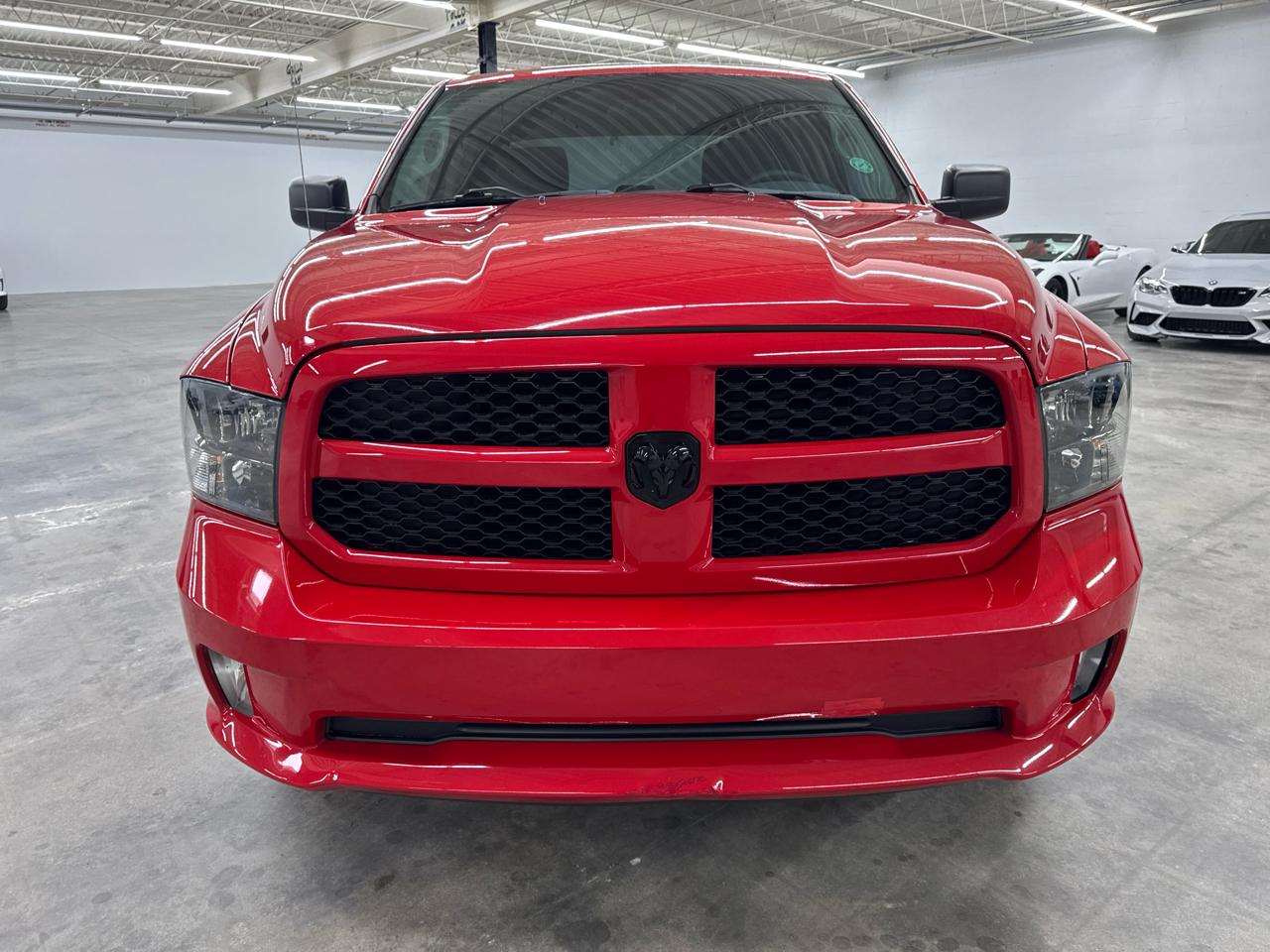 RAM 1500 Express 4x2 Crew Cab 5'7" Box 2018