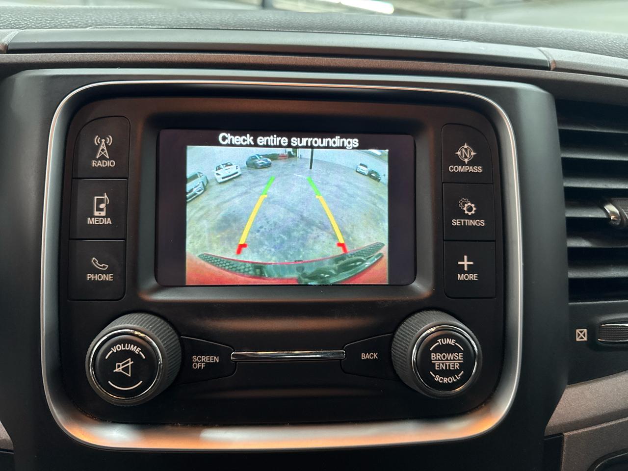 RAM 1500 Express 4x2 Crew Cab 5'7" Box 2018