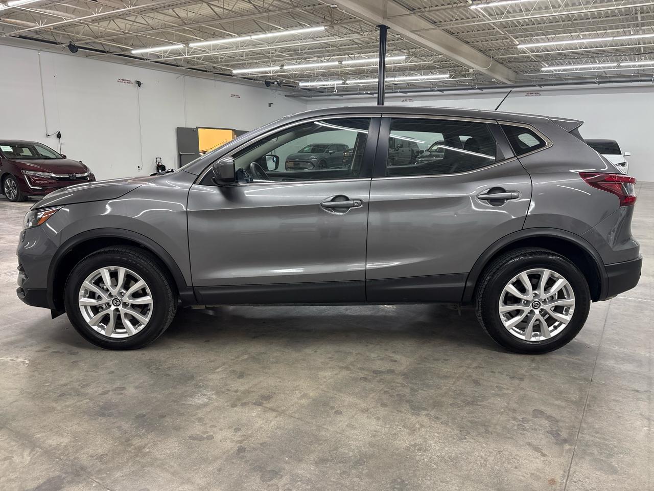 Nissan Rogue Sport FWD S 2021