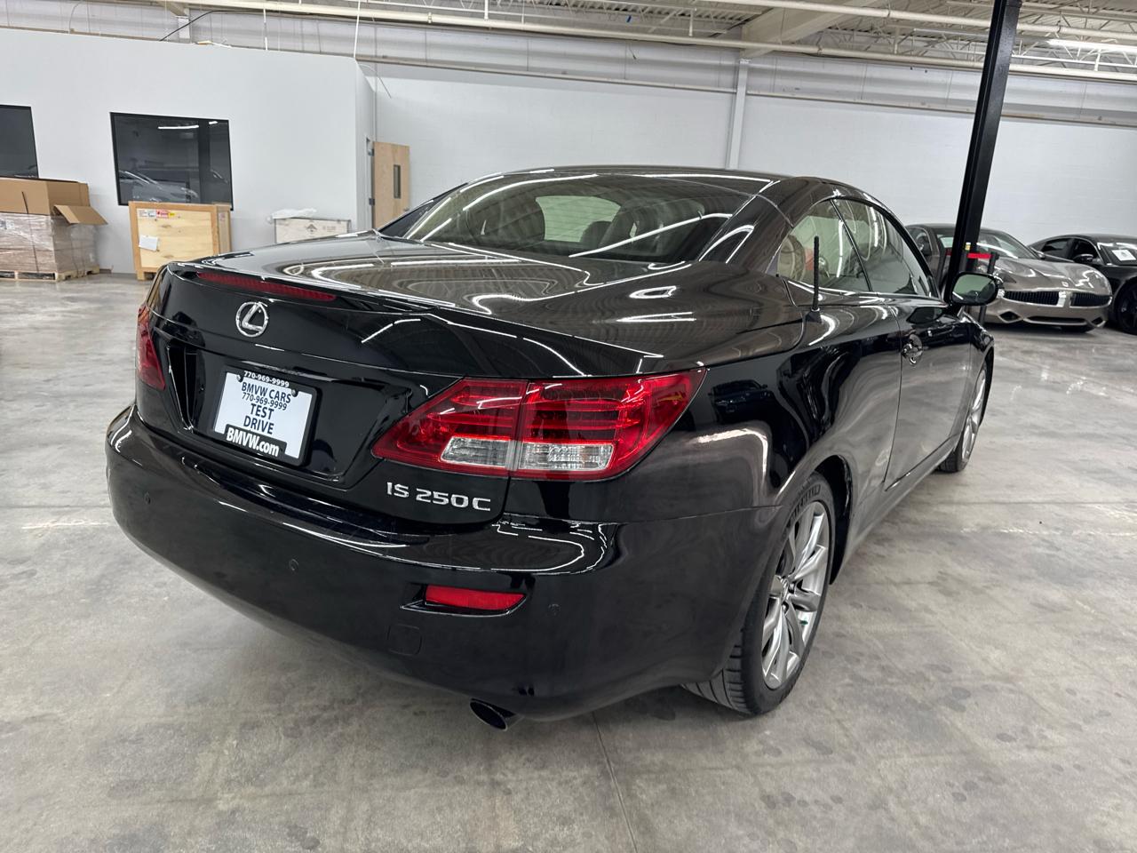 Lexus IS 250C 2dr Conv Auto 2013