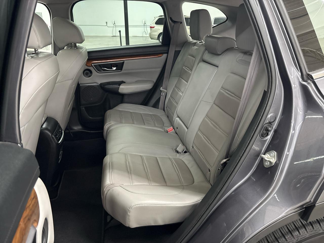 Honda CR-V Touring 2WD 2017