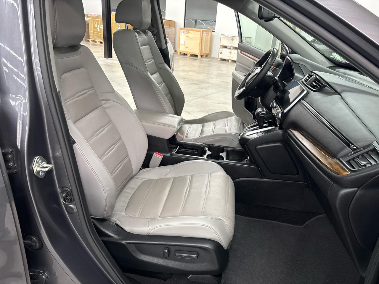 Honda CR-V Touring 2WD 2017