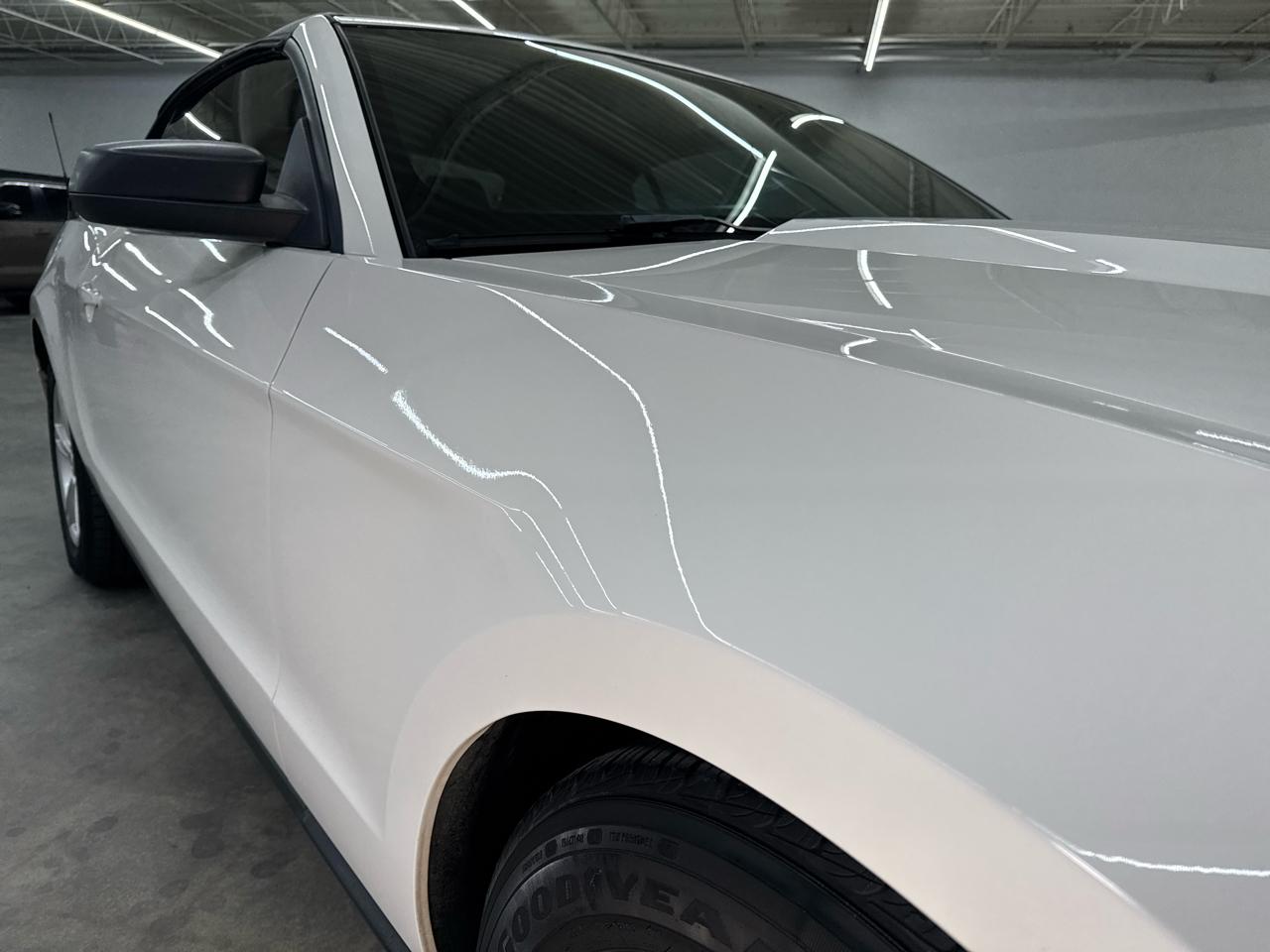 Ford Mustang 2dr Conv V6 2012