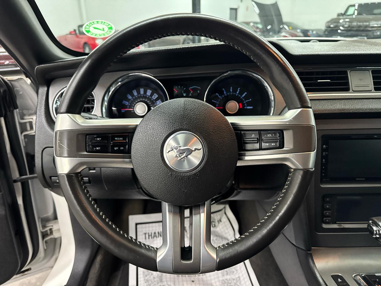 Ford Mustang 2dr Conv V6 2012