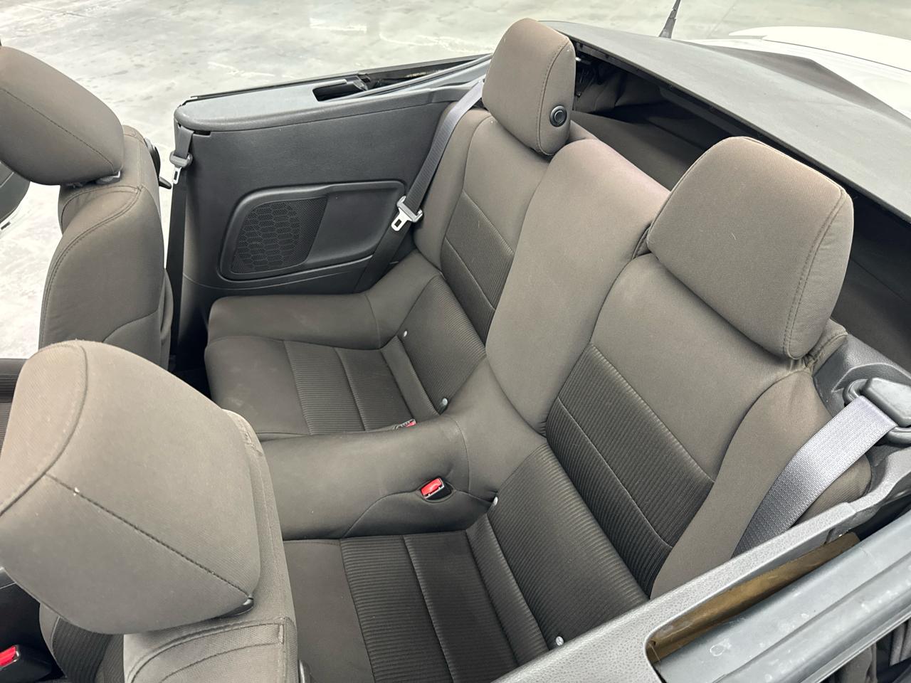 Ford Mustang 2dr Conv V6 2012