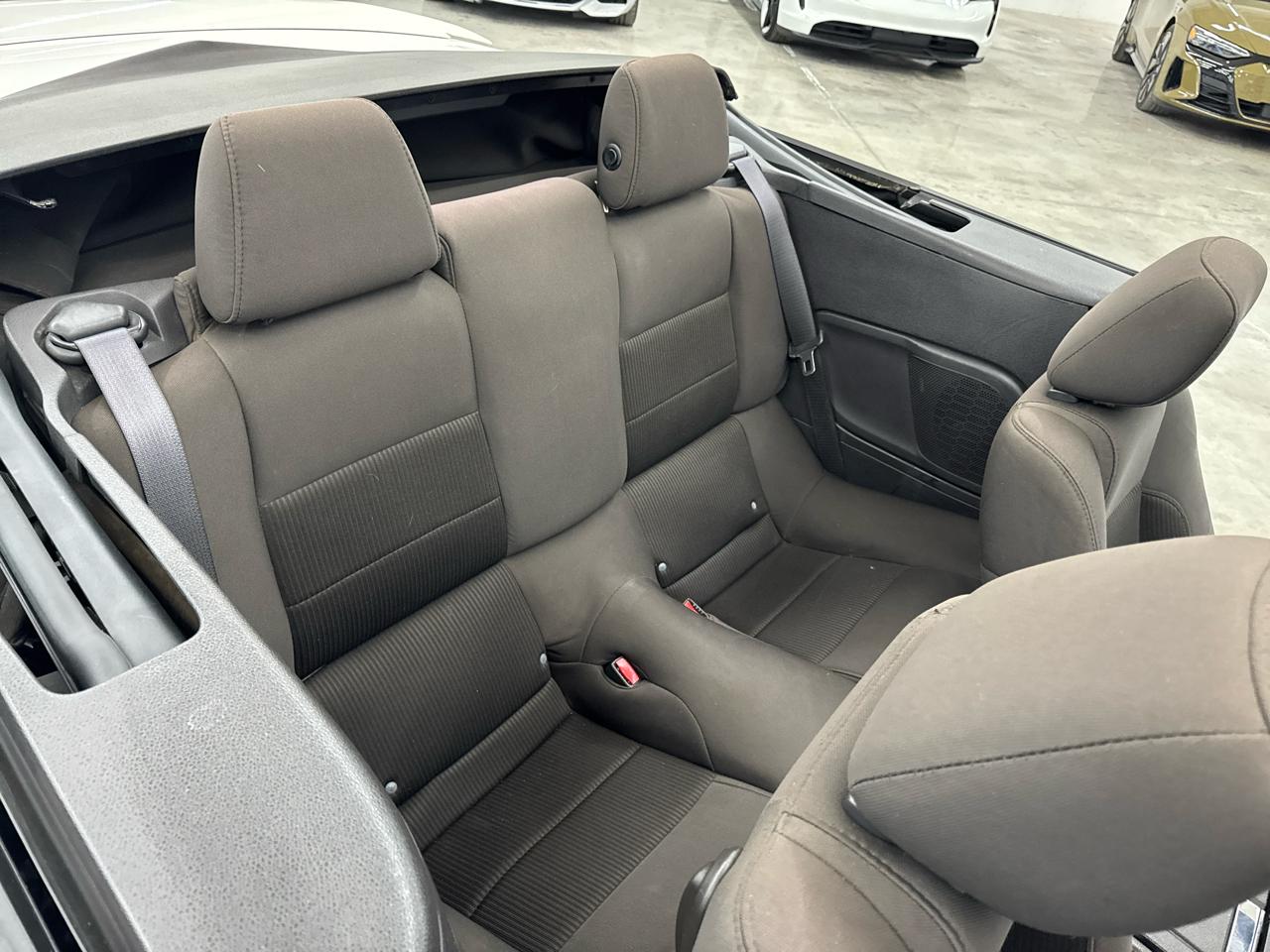 Ford Mustang 2dr Conv V6 2012