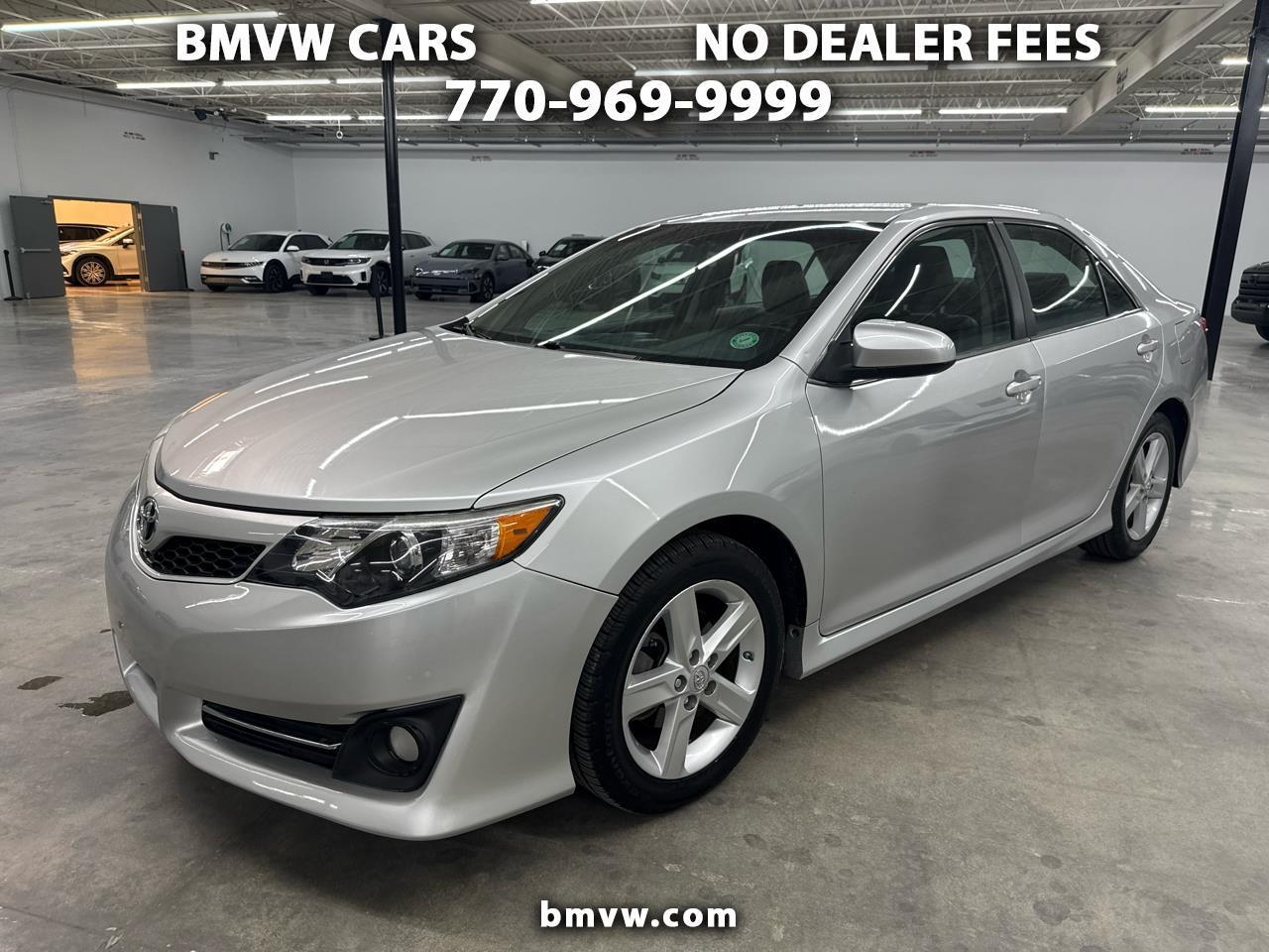 Toyota Camry 4dr Sdn I4 Auto XLE (Natl) 2013