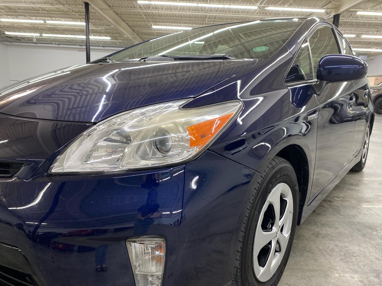 Toyota Prius 5dr HB Three (Natl) 2014