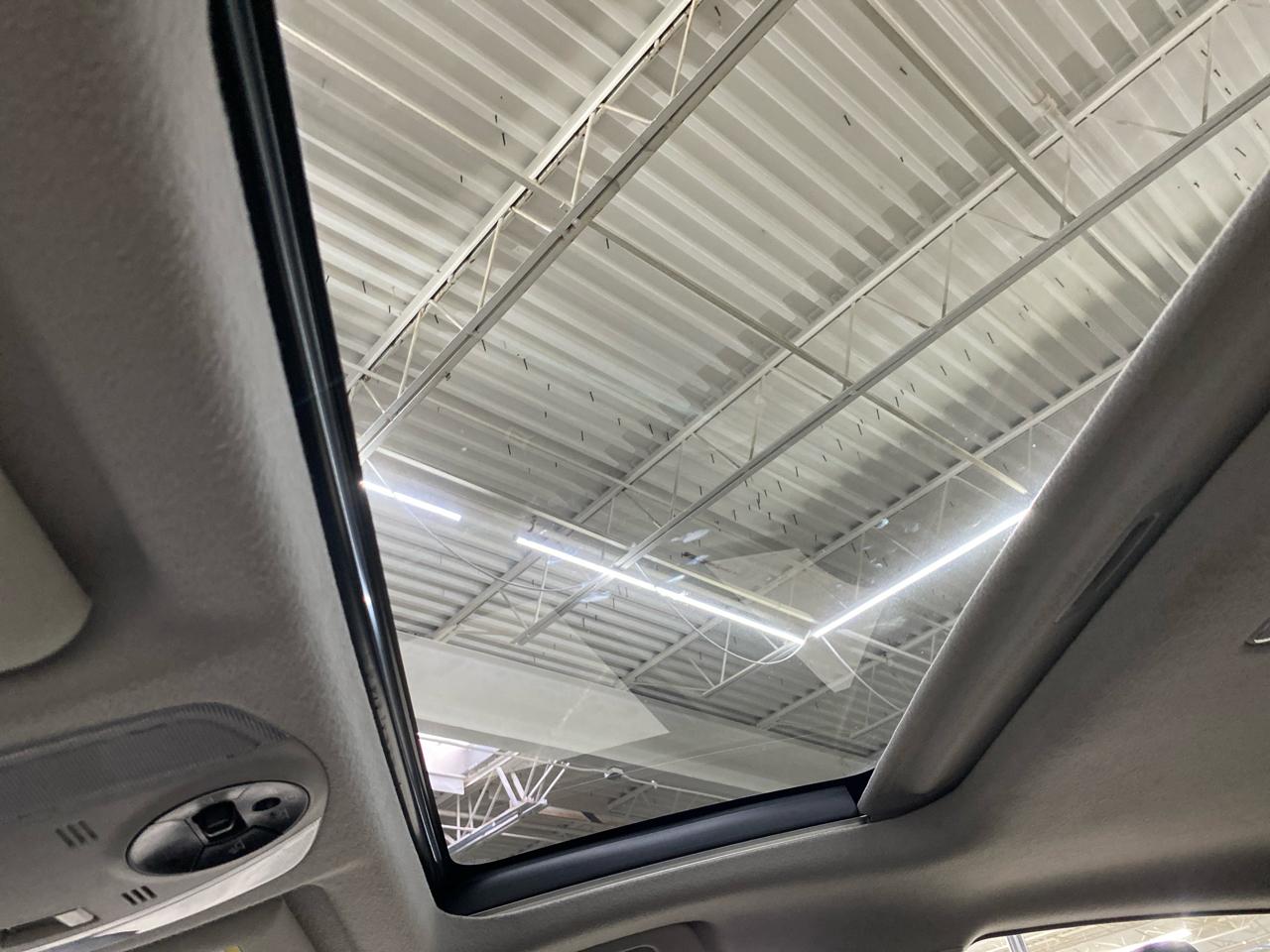 Toyota Prius 5dr HB Three (Natl) 2014