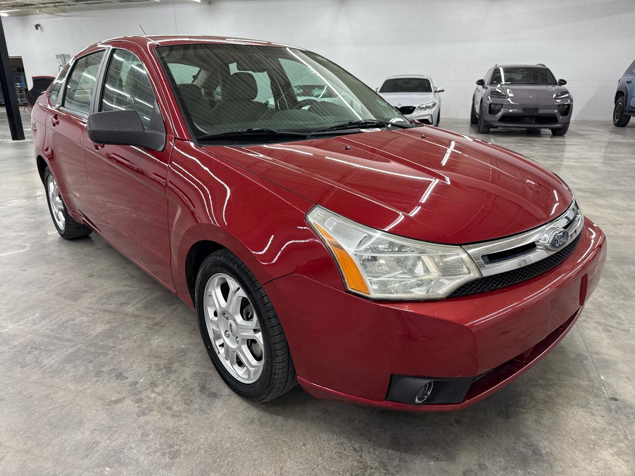 Ford Focus 4dr Sdn SES 2009