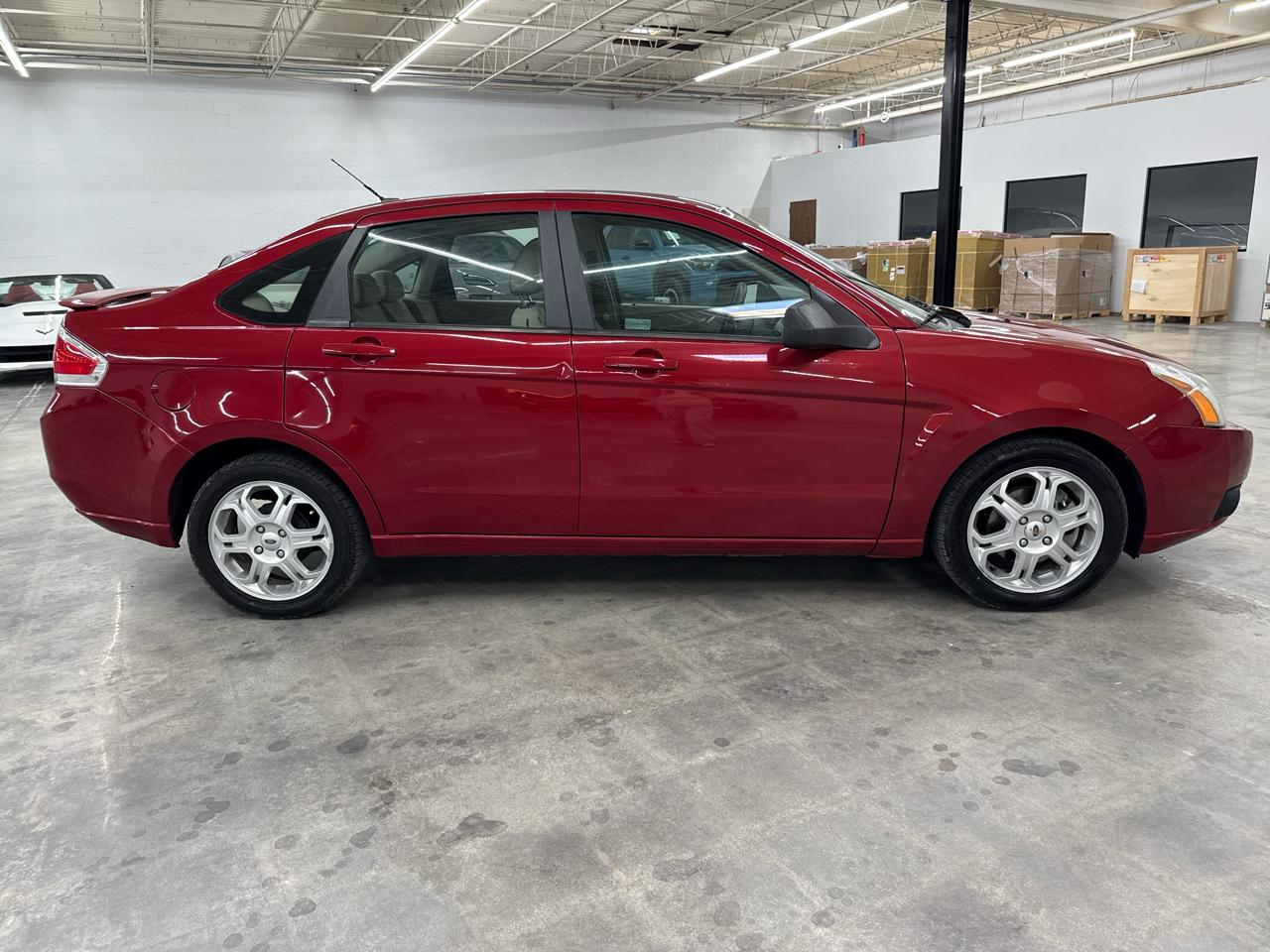 Ford Focus 4dr Sdn SES 2009
