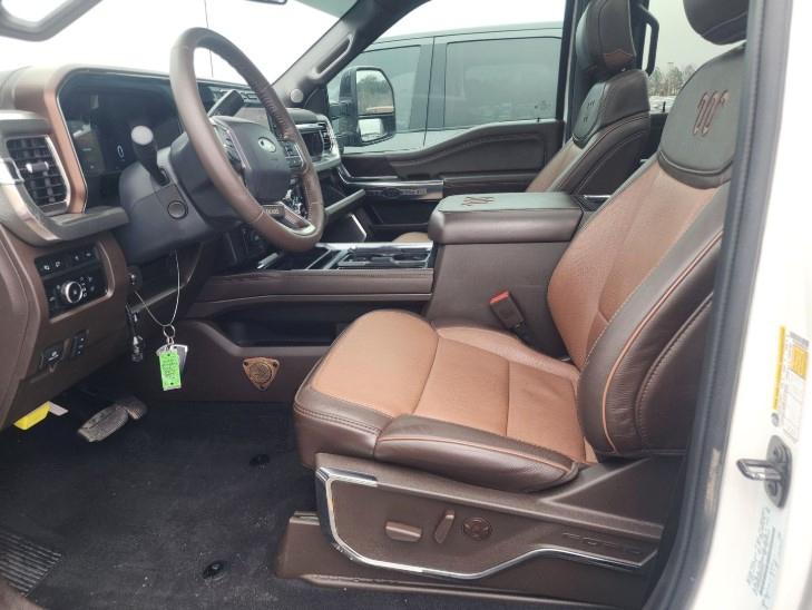 Ford Super Duty F-350 DRW King Ranch 4WD Crew Cab 8' Box 2024